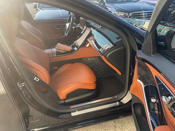 Фото 8 - Mercedes-Benz S-Class