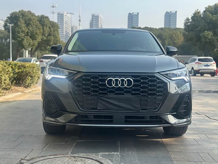 Фото 2 - Audi Q3 Sportback