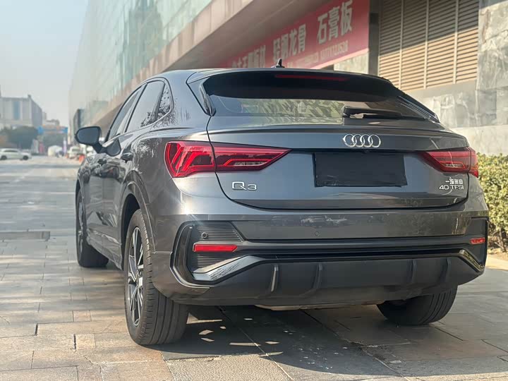 Фото 6 - Audi Q3 Sportback