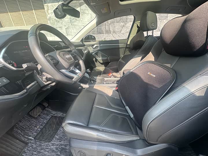 Фото 7 - Audi Q3 Sportback