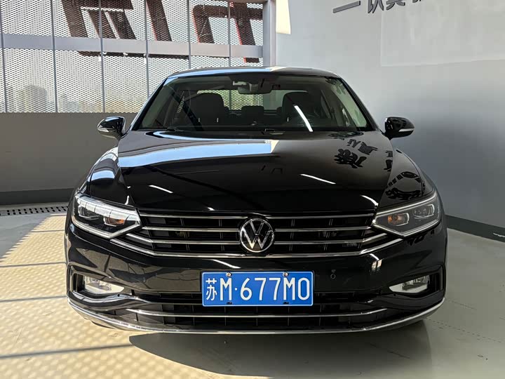 Фото 2 - Volkswagen Magotan