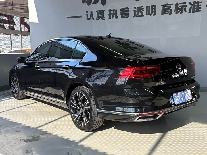 Фото 8 - Volkswagen Magotan