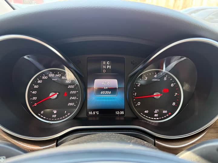 Фото 5 - Mercedes-Benz V-Class