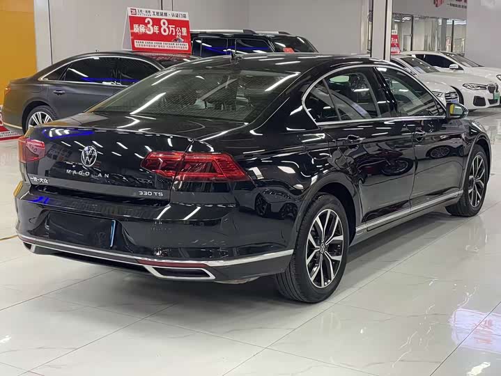 Фото 4 - Volkswagen Magotan