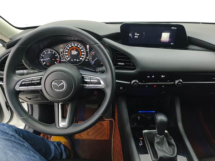 Фото 9 - Mazda 3 (Axela)