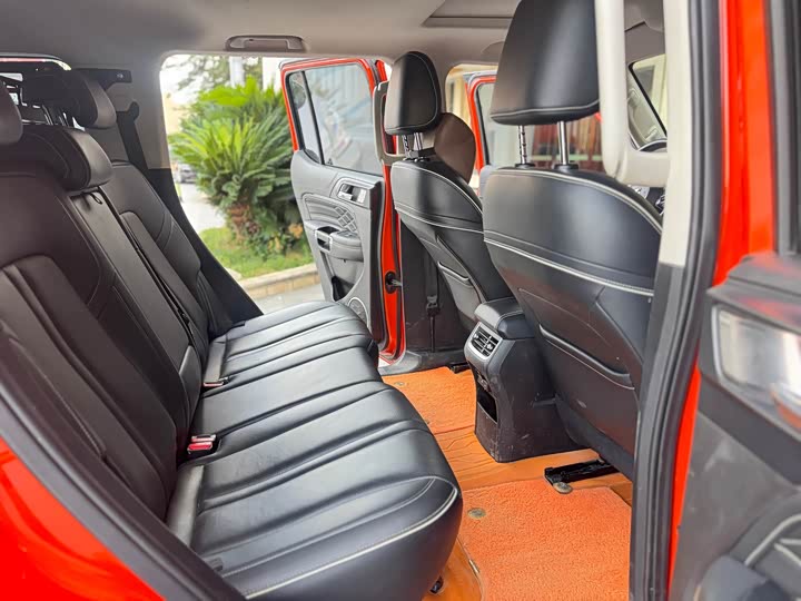 Фото 5 - Tank 300