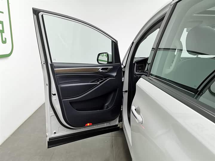 Фото 8 - GAC Trumpchi M8