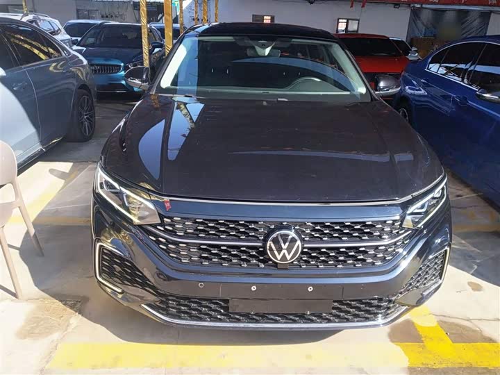 Фото 3 - Volkswagen Passat