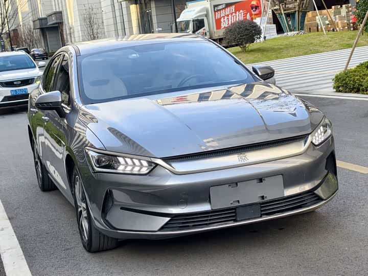 Фото 9 - BYD Qin Plus