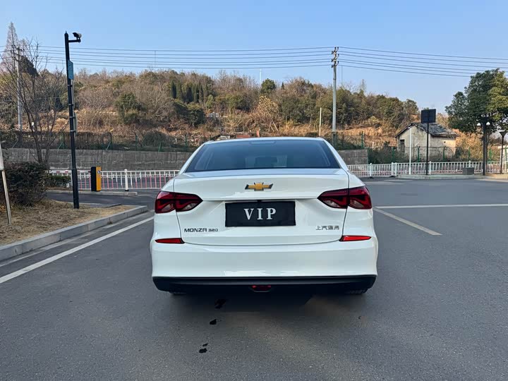 Фото 7 - Chevrolet Monza