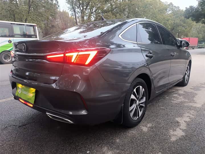 Фото 7 - Changan Eado Plus