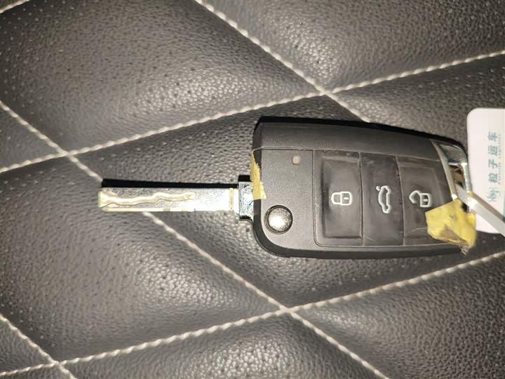 Фото 9 - Volkswagen Tiguan L Pro