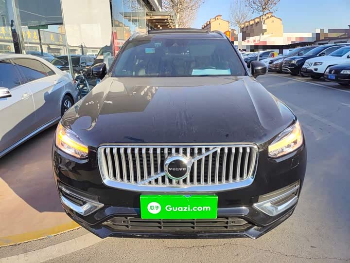 Фото 3 - Volvo XC90