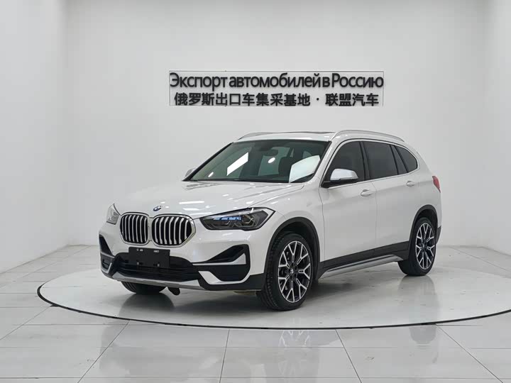 Фото 2 - BMW X1