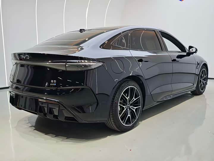 Фото 7 - BYD Seal