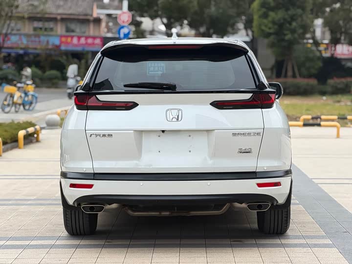 Фото 9 - Honda Breeze