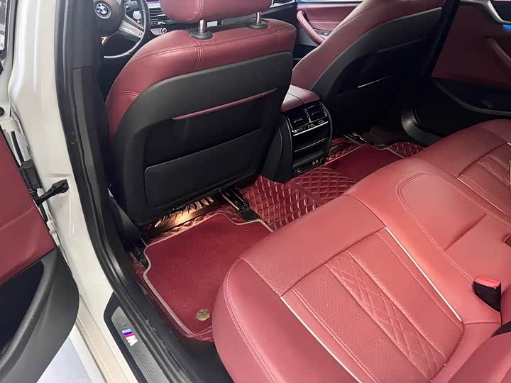 Фото 5 - BMW 5 Series