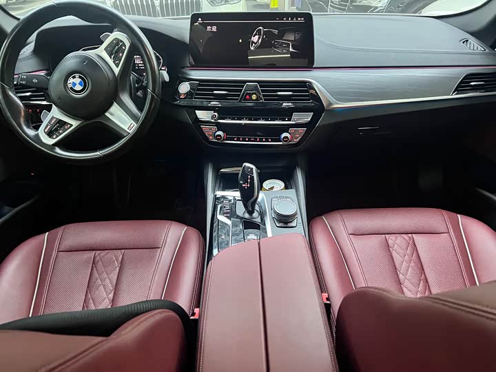 Фото 8 - BMW 5 Series