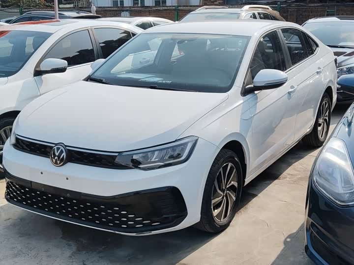 Фото 2 - Volkswagen Lavida