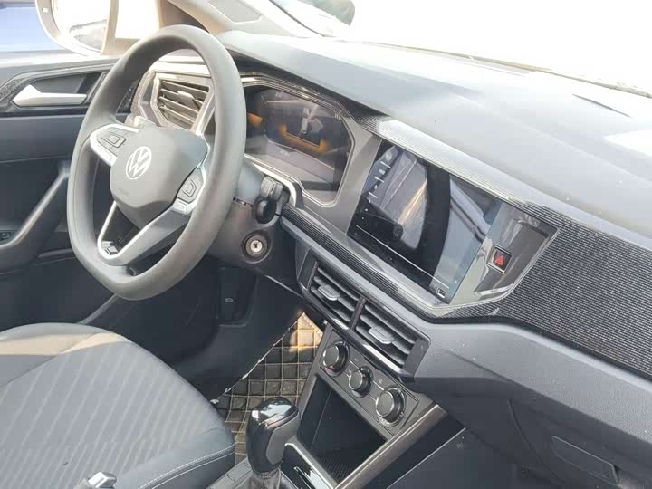 Фото 4 - Volkswagen Lavida