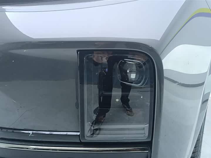 Фото 5 - LiXiang L9