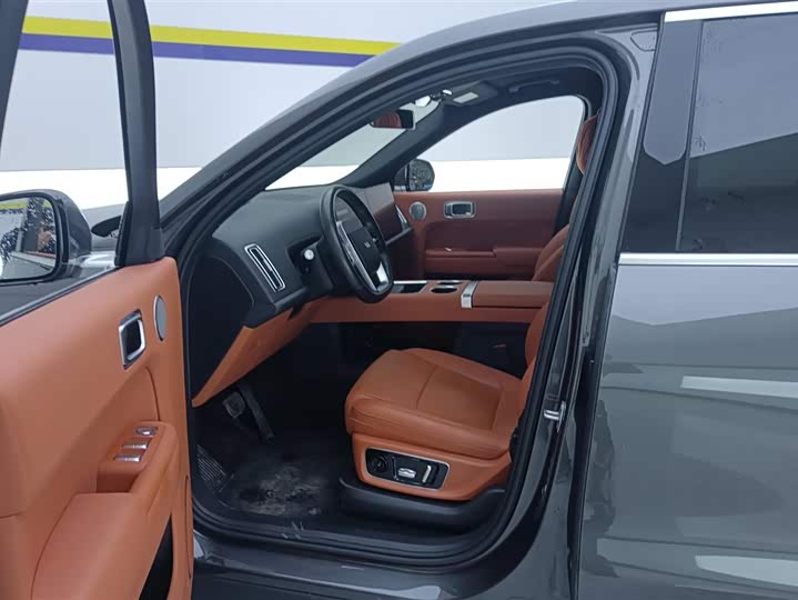 Фото 9 - LiXiang L9