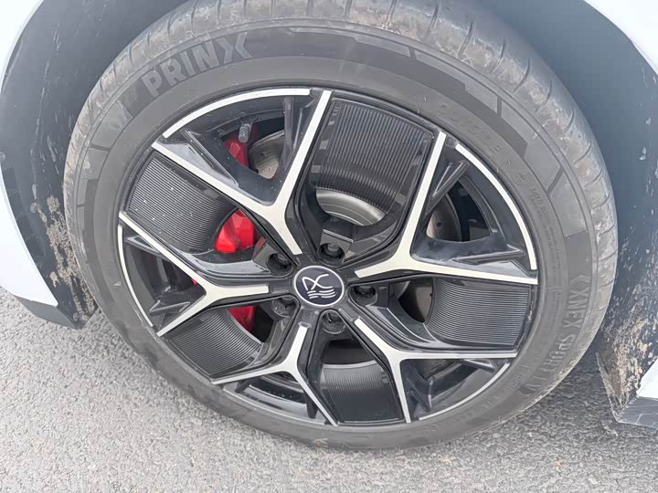 Фото 7 - BYD Han