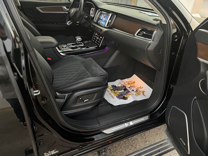 Фото 9 - Hongqi HS7