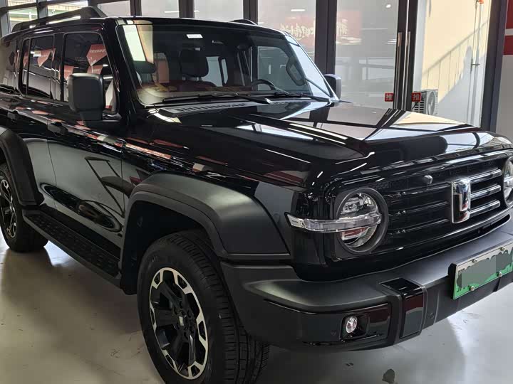 Фото 3 - Tank 300 Hybrid