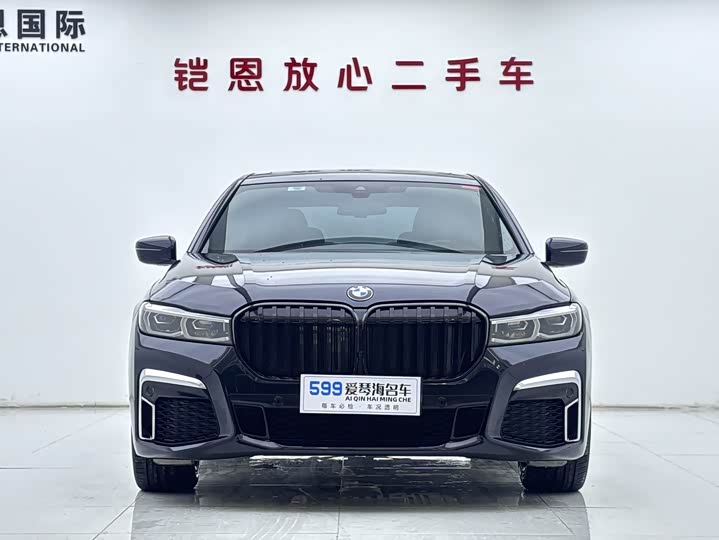 Фото 2 - BMW 7 Series