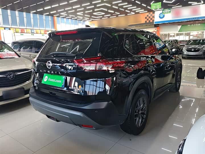 Фото 7 - Nissan X-Trail