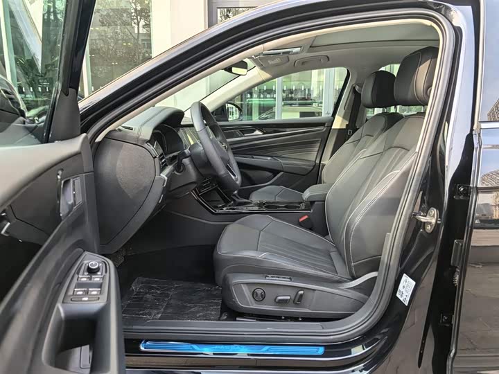 Фото 6 - Volkswagen Passat