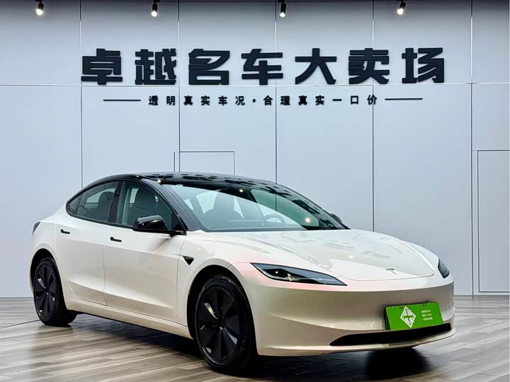 Фото 1 - Tesla Model 3