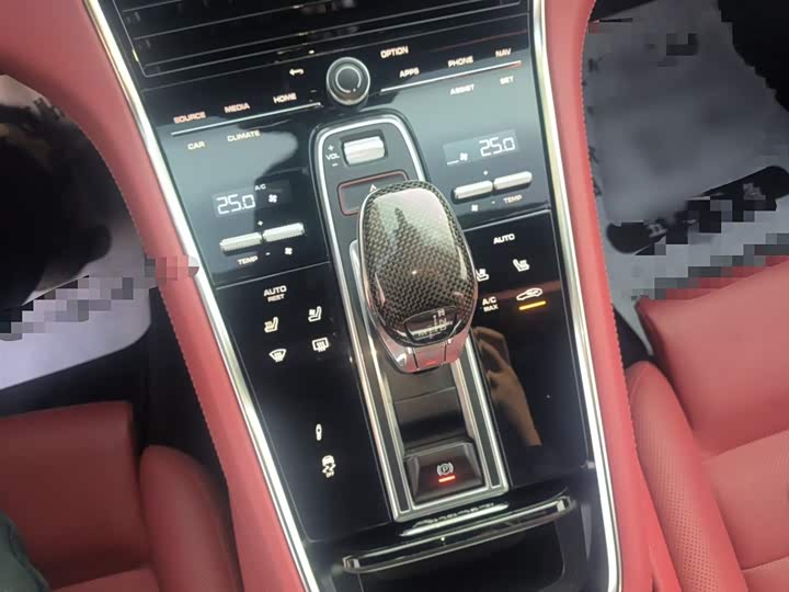 Фото 7 - Porsche Panamera