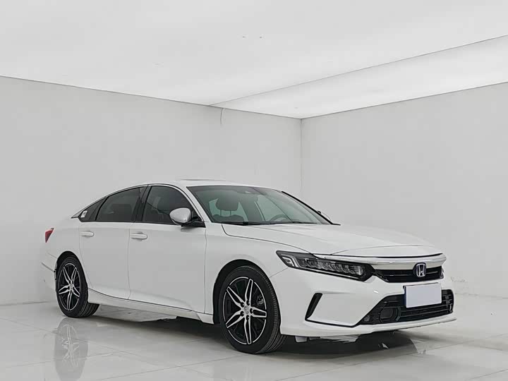 Фото 3 - Honda Inspire