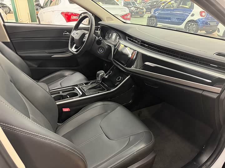 Фото 9 - Chery Arrizo 5