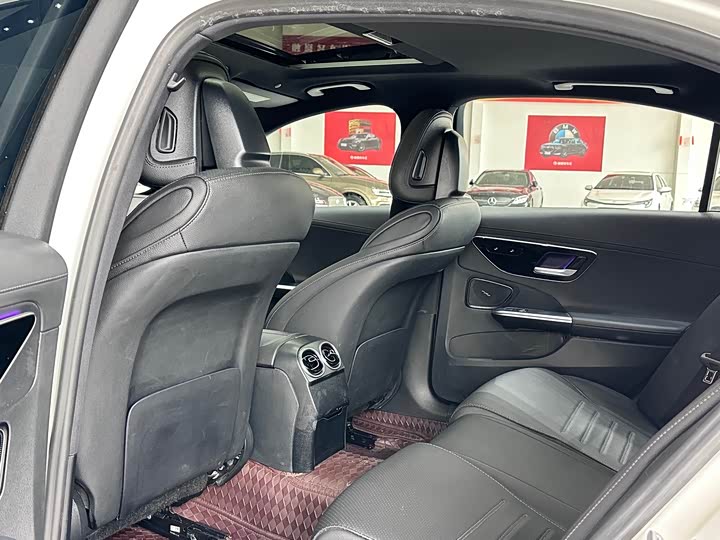 Фото 5 - Mercedes-Benz C-Class