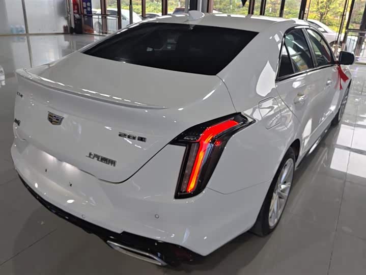 Фото 3 - Cadillac CT4