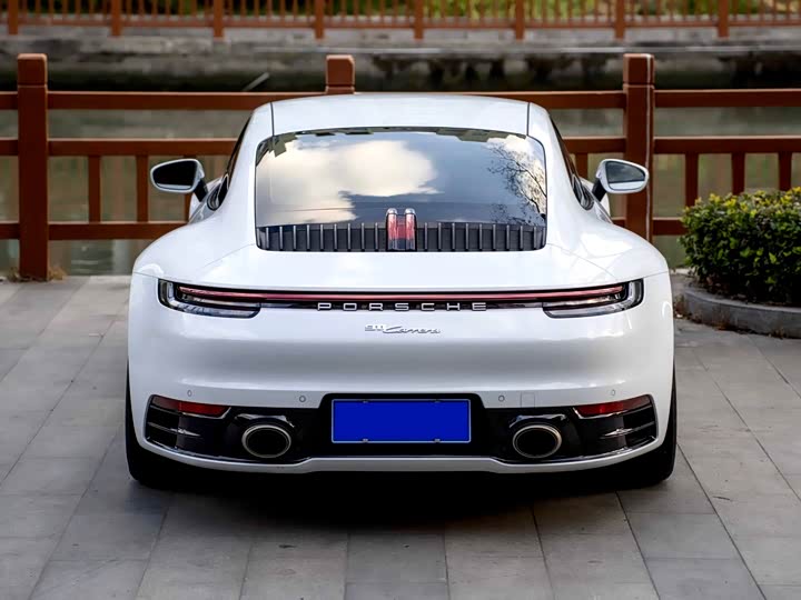 Фото 5 - Porsche 911