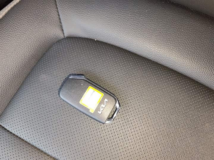 Фото 9 - Kia KX1