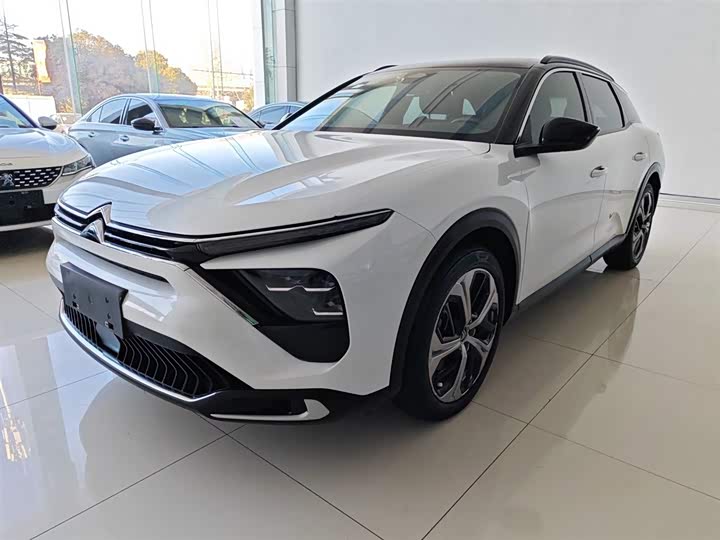 Фото 2 - Citroen C5 X