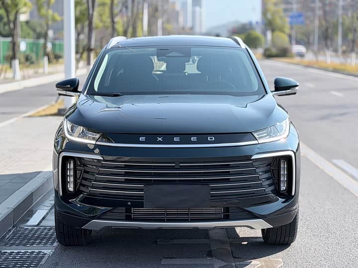 Фото 2 - Exeed TXL