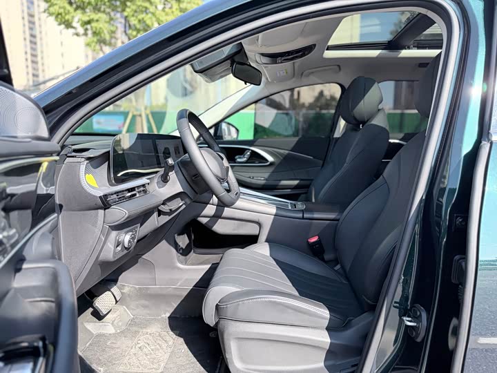 Фото 9 - Exeed TXL