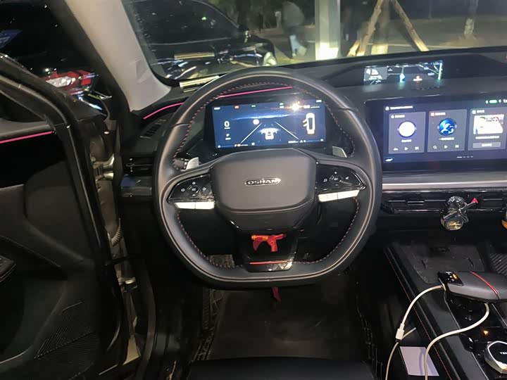 Фото 3 - Changan Oshan Z6