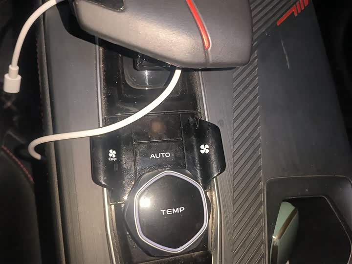 Фото 7 - Changan Oshan Z6