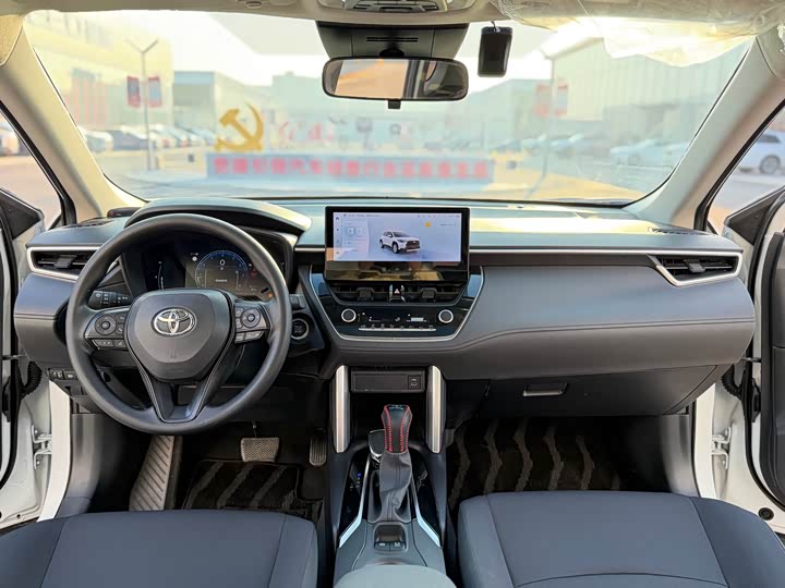 Фото 5 - Toyota Corolla Cross