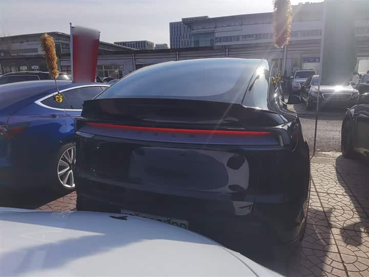 Фото 6 - Tesla Model Y