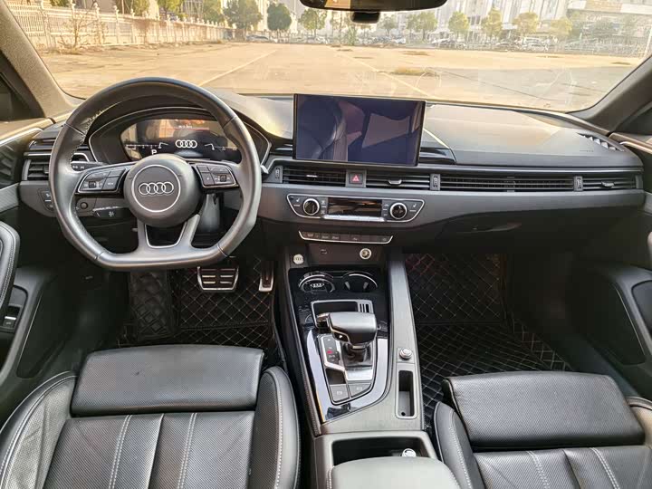 Фото 7 - Audi A4L