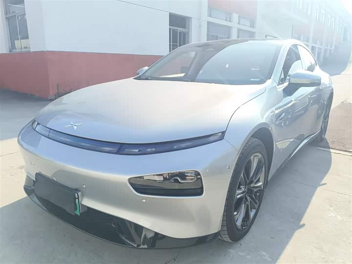 Фото 1 - XPeng P7