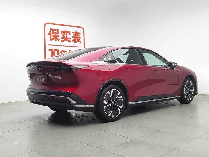 Фото 2 - Mazda EZ-6